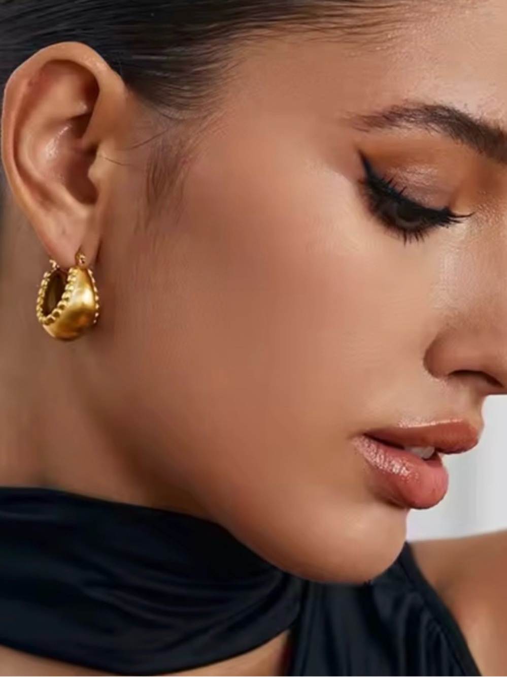 Basket Matte Golden Hoop Earrings 18 K Gold Stainless Steel